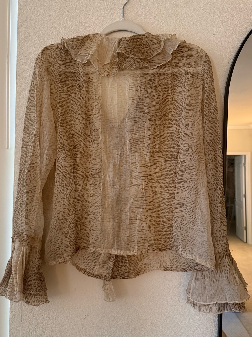 Betty Barclay Ruffle Sheer Blouse Beige Animal Print Bell Sleeve Romantic Top - Picture 2 of 5